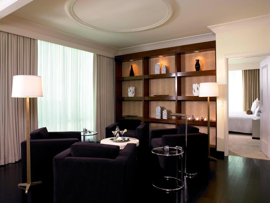 Two-Bedroom Penthouse with Strip View